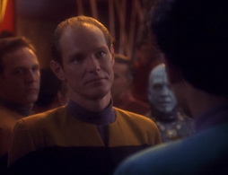 Star Trek Gallery - thesearch2_273.jpg